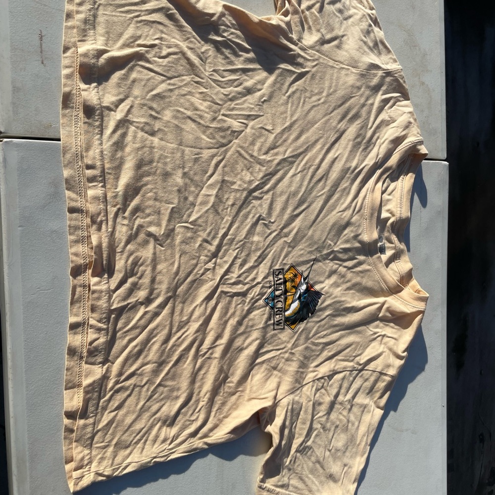 Salty Crew. Crew neck t shirt.